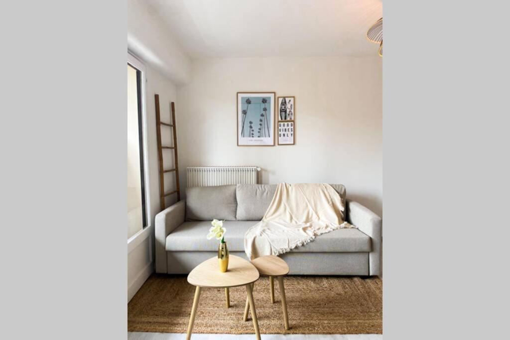 Charmant Appartement Avec Vue Sur Les Montagnes アヌシー エクステリア 写真